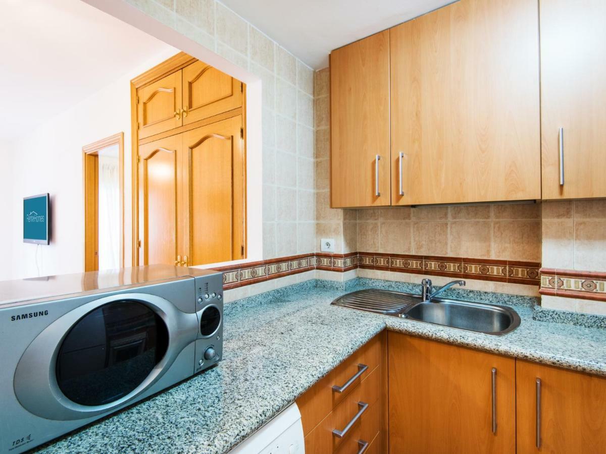 Rentandhomes Fuengirola Beach Apartment Bagian luar foto