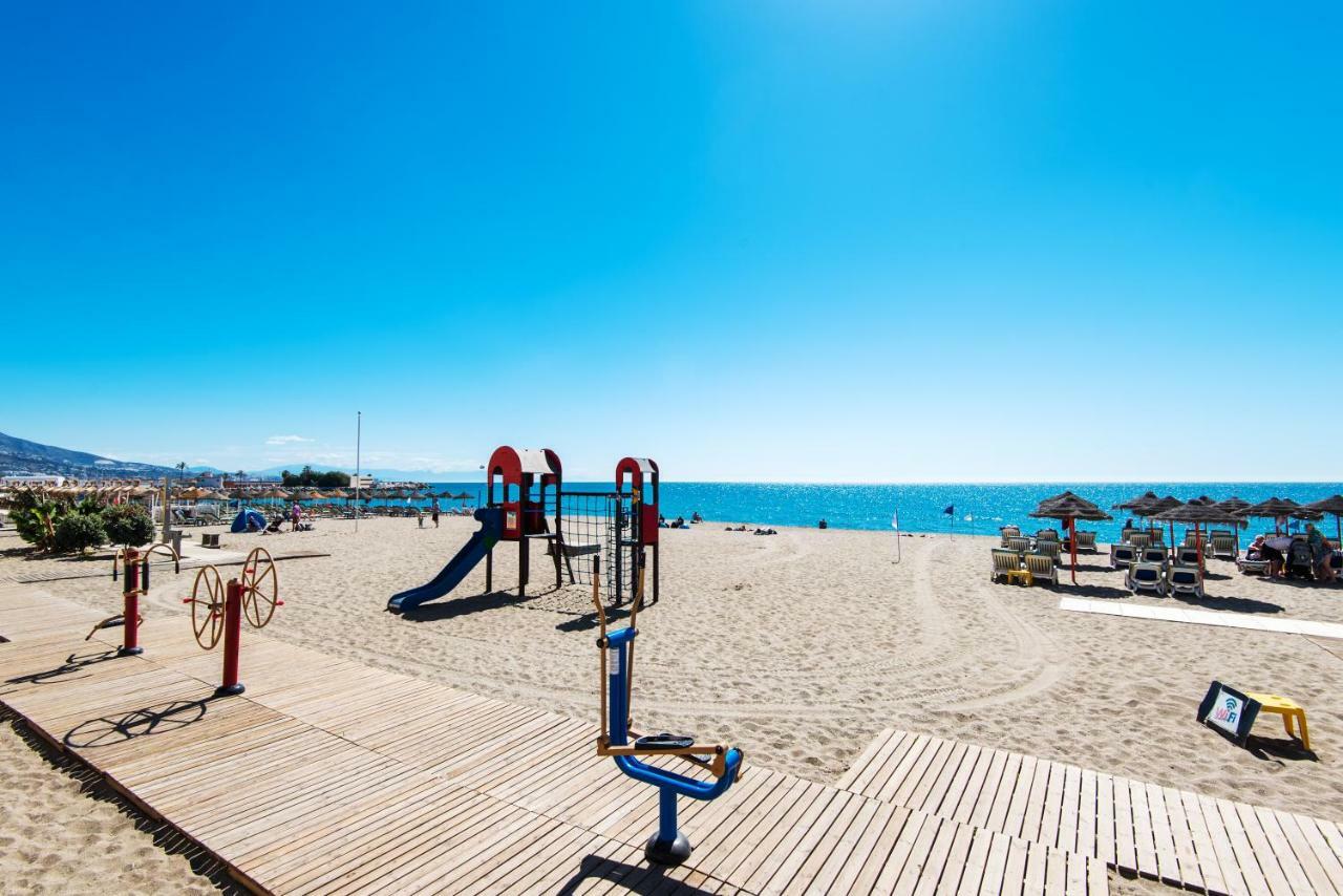 Rentandhomes Fuengirola Beach Apartment Bagian luar foto